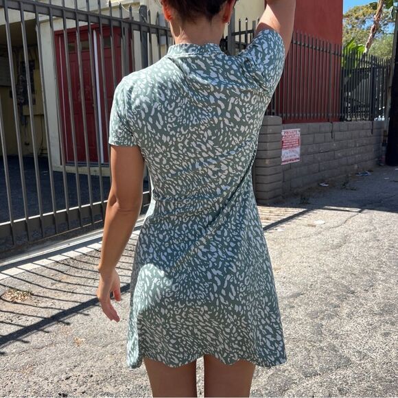 Green flowy summer dress - Picture 3 of 3